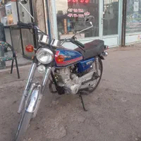 موتور هوندا مدل ۸۴ مزایده