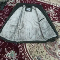 یک عدد کاپشن سایز xL درحد دو سه بار پوشیده شده