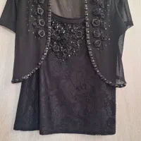 تعدادی پارچه چادری ولباس