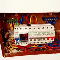 برقکاری رفع اتصال عیب یابی|خدمات پیشه و مهارت|قم, حنیف نژاد|دیوار