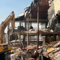 تخریب ساختمان های اسیب دیده و بلند مرتبه