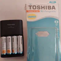 شارژر توشیبا بهمراه ۴ باتری قلمی قابل شارژ ۱۹۵۰