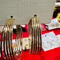 اکسسوری و گوشواره۱۶ جفت۱/۴۰۰/۰۰۰تومان|بدلیجات|شیراز, قدوسی غربی|دیوار