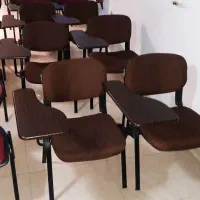صندلی دانشجویی