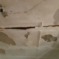 گچکاری تخصصی و ترمیم سطوح حتی یک لکه