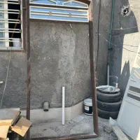 درب آهنی ساختمان . نو و تمیز و درجه یک