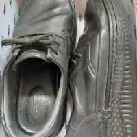 کفش تمام چرم سایز۴۴-۴۵ بازیره ۴سانت باجعبه درحدآک