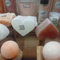 از ما هر اجناسی بخواهید دارم