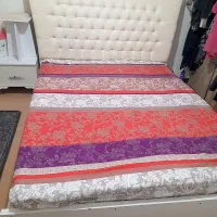 تخت وسریوس خواب