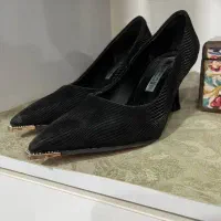 کفش پاشنه دار