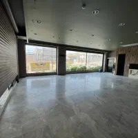 ۱۳۰ متر مغازه واقع در پردیس