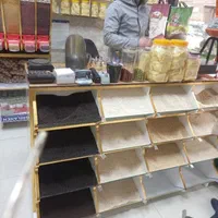 استند و پیشخوان آجیل فروشی و قفسه فروشگاهی