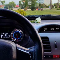 ساینا دنده‌ای S، مدل ۱۴۰۱