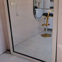 اینه ۱مترو ۲۰سانت عرض در۱مترو ۵۰سانت طول