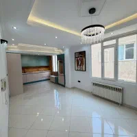 مینیمال و نقلی/۵۰ متری/پارکینگ /طبقه دوم