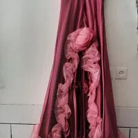 لباس شب بلند مجلسی نامزدی زنانه دخترانه در حد نو|لباس|شیراز, آزادگان|دیوار