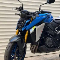 gsxs.  cb.    cb1300. cb 1300 biking