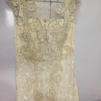 لباس زیباکاملا مرواریدی در حد نو|لباس|تربتحیدریه, شهرک ولیعصر|دیوار