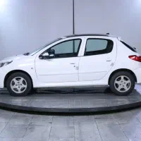 207 اتوماتیک سقف شیشه ای 1405 تحویل کارخانه