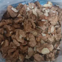 گردو فروشی