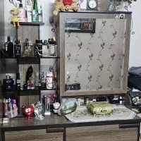 کمد لباس ریلی به همراه دراور آرایشی و لباس