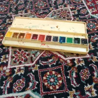 کتاب معماری و آبرنگ آقا میری و تخته رسم