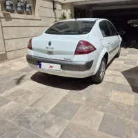 مگان ۲۰۰۰ اتومات