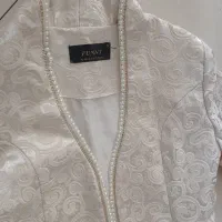 تعدادی لباس|لباس|تهران, فلسطین (میدان انقلاب)|دیوار