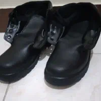 کفش کار|لباس|پاکدشت, پاکدشت (مامازند)|دیوار