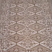 زیر سفره ای نخی
