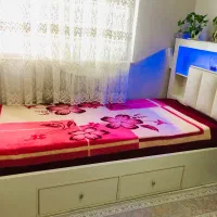 تخت خواب یک نفره