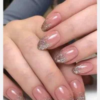 کاشت ناخن حرفه ای در کرمان|خدمات آرایشگری و زیبایی|کرمان, |دیوار