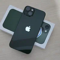 اپل iPhone 13 با حافظهٔ ۱۲۸ گیگابایت
