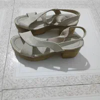 یه جفت کفش کرم رنک صندل|کیف، کفش، کمربند|الوند, |دیوار