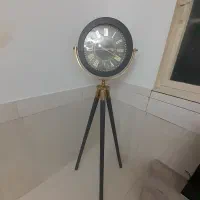 ساعت ایستاده