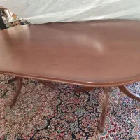 میز  بدون صندلی