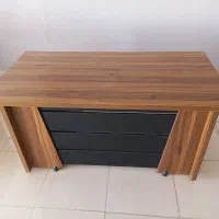 میز کارمندی