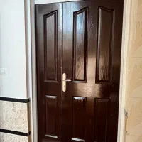 در چوبی اتاق دوتاو ورودی دوتایی