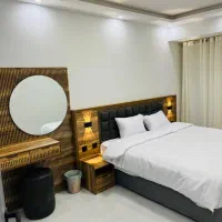 واحد یکخواب دوخواب سه خواب سوییت بسیار تمیز|اجارهٔ کوتاه‌مدت آپارتمان و سوئیت|شیراز, سینما سعدی|دیوار