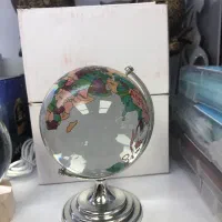 کره زمین شیشه ای