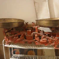 ترازوی قدیمی