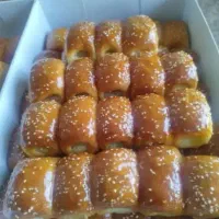 تولید و پخش شیرینی  و کلوچه