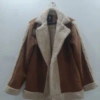 پالتو|لباس|قرچک, پویینک|دیوار