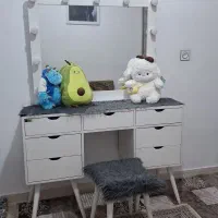 میز ارایش مدرن شیک