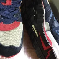 کفش اسپرت|کیف، کفش، کمربند|شاهینشهر, خانه کارگر|دیوار