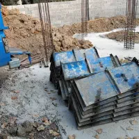 کارگر دفتر خدمات ساختمانی