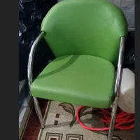 دو عدد صندلی