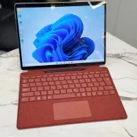 Pro 8 در دو کانفینگ به همراه قلم