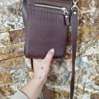 محصولات چرمی|کیف، کفش، کمربند|گلوگاه بابل (گلیا), |دیوار