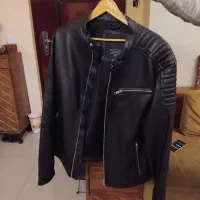 کاپشن پول اند بییر نیاز به تعمیر سر آستین و یقه